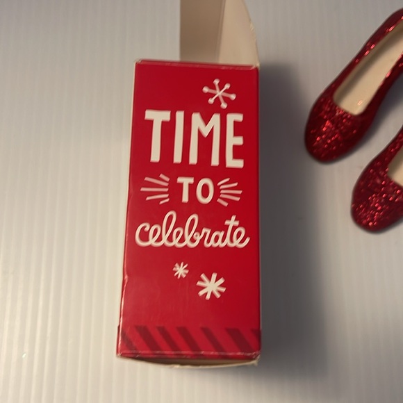 Ruby Slippers ornament Wizard of Oz - Picture 3 of 7